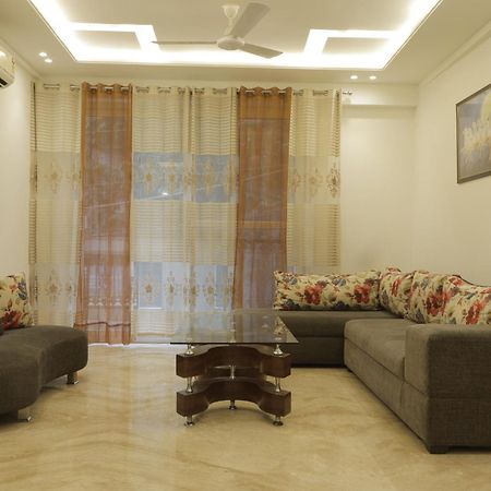 Under My Roof Superio Bed & Breakfast Yeni Delhi Dış mekan fotoğraf