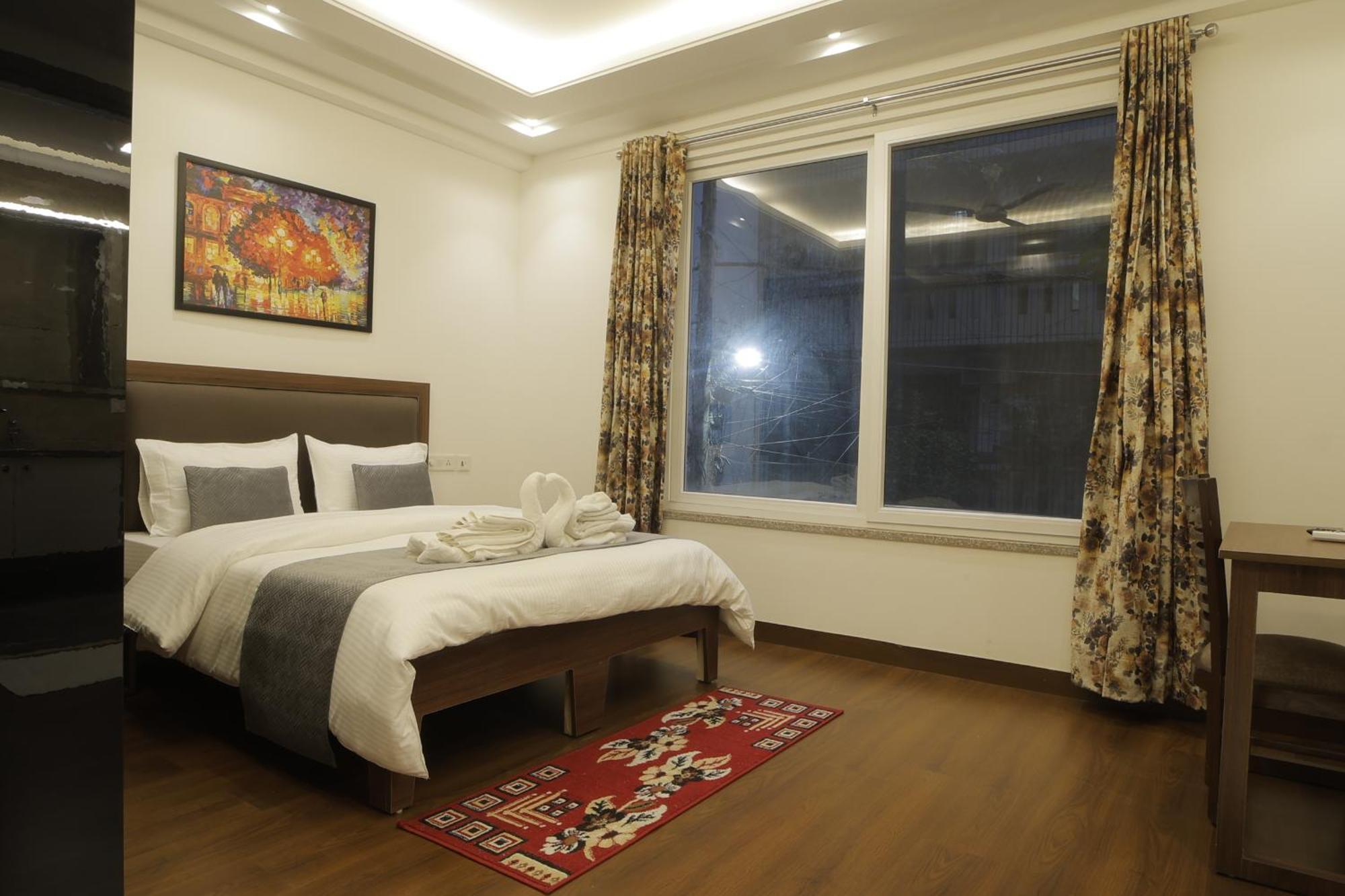 Under My Roof Superio Bed & Breakfast Yeni Delhi Dış mekan fotoğraf