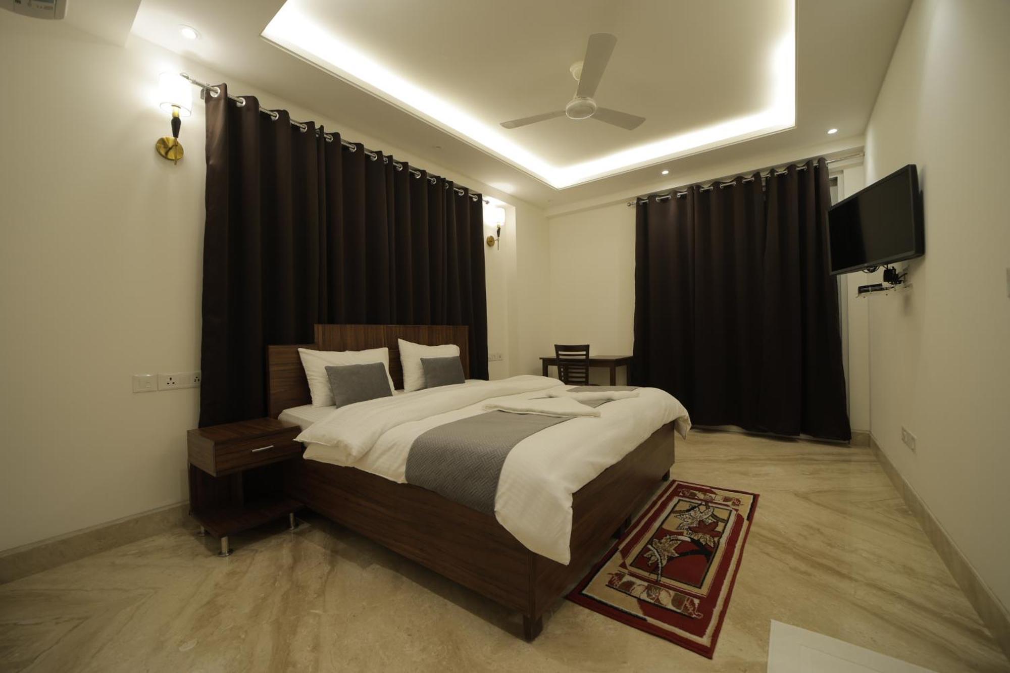 Under My Roof Superio Bed & Breakfast Yeni Delhi Dış mekan fotoğraf