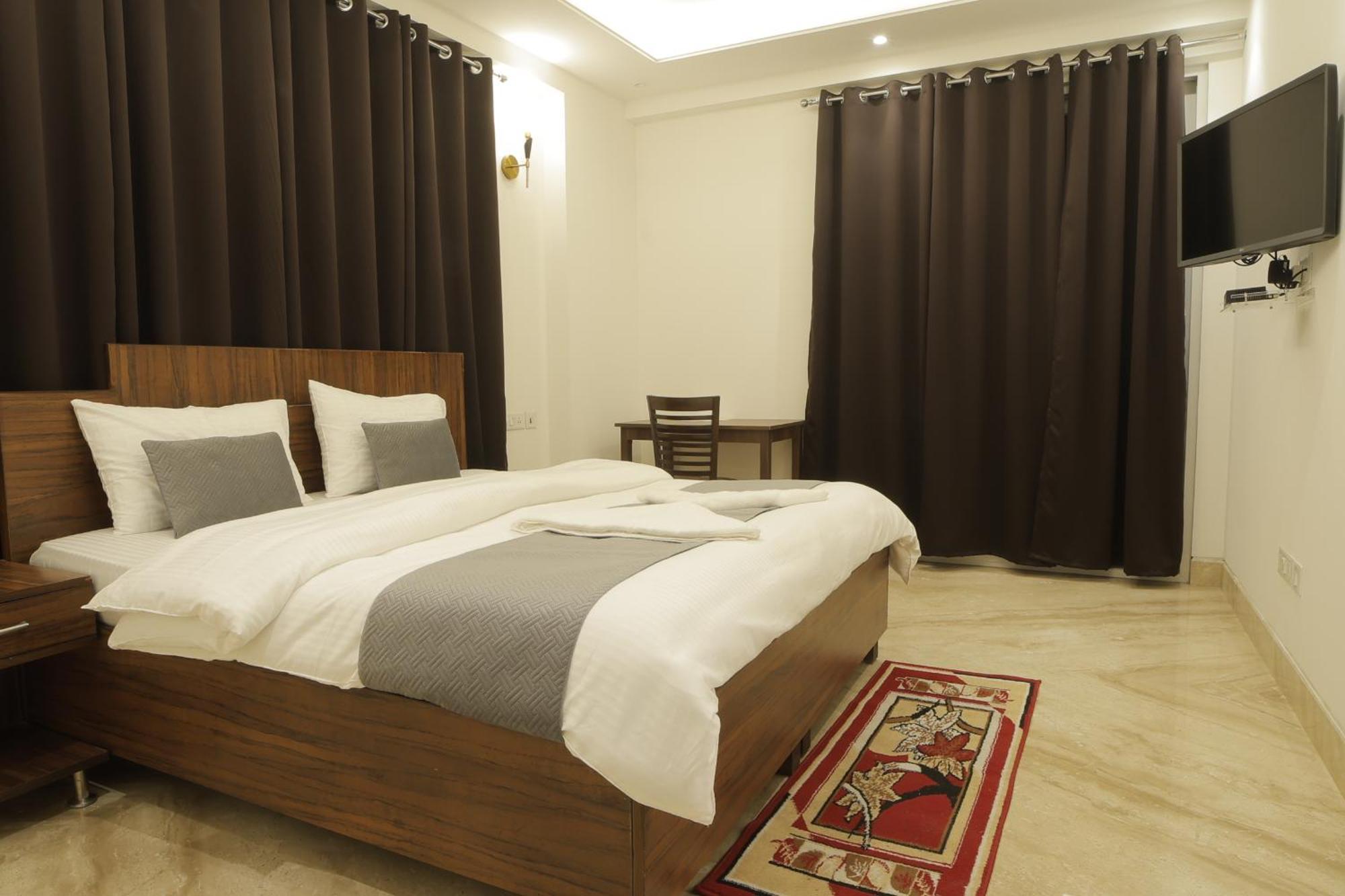 Under My Roof Superio Bed & Breakfast Yeni Delhi Dış mekan fotoğraf