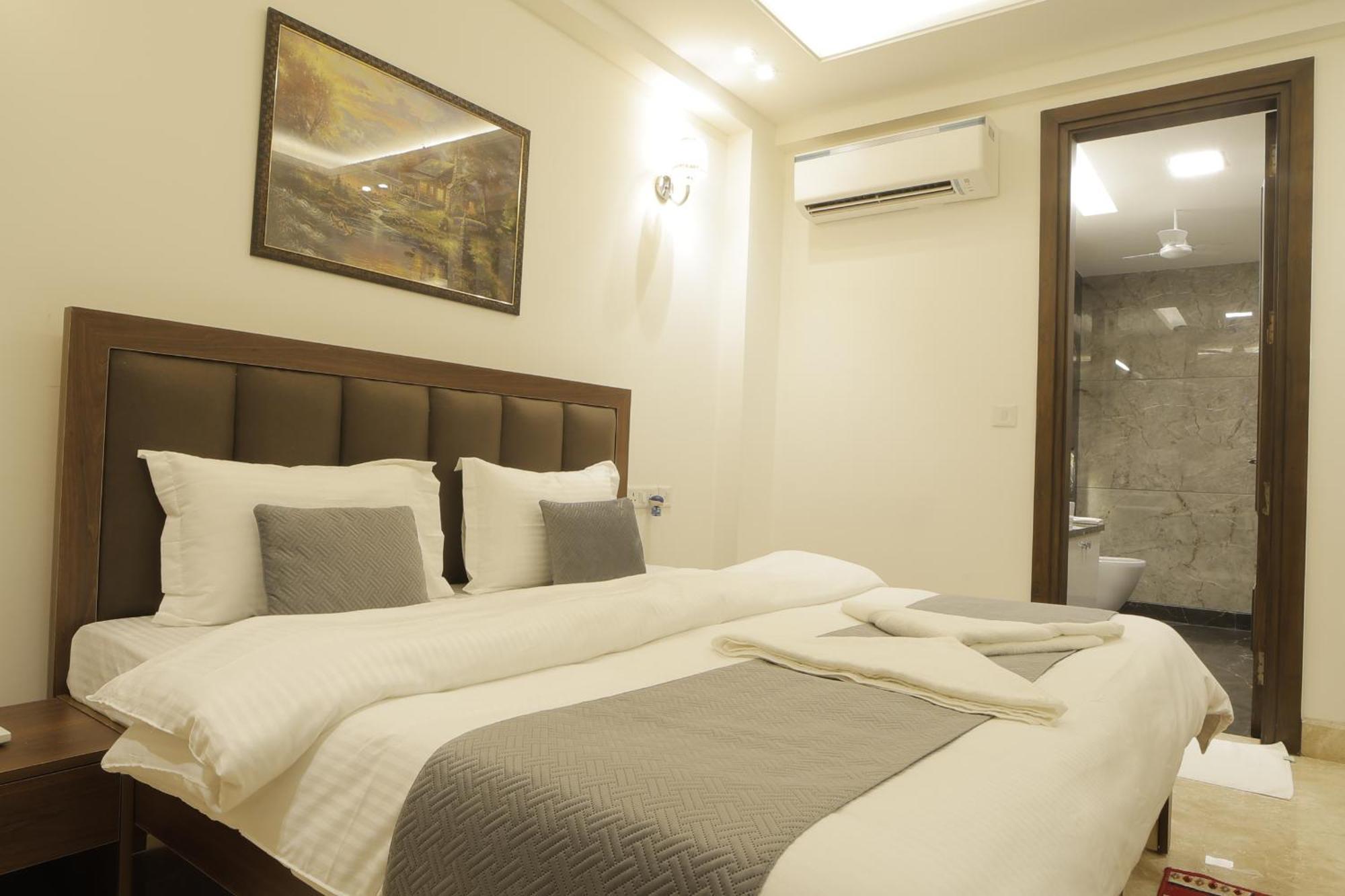 Under My Roof Superio Bed & Breakfast Yeni Delhi Dış mekan fotoğraf