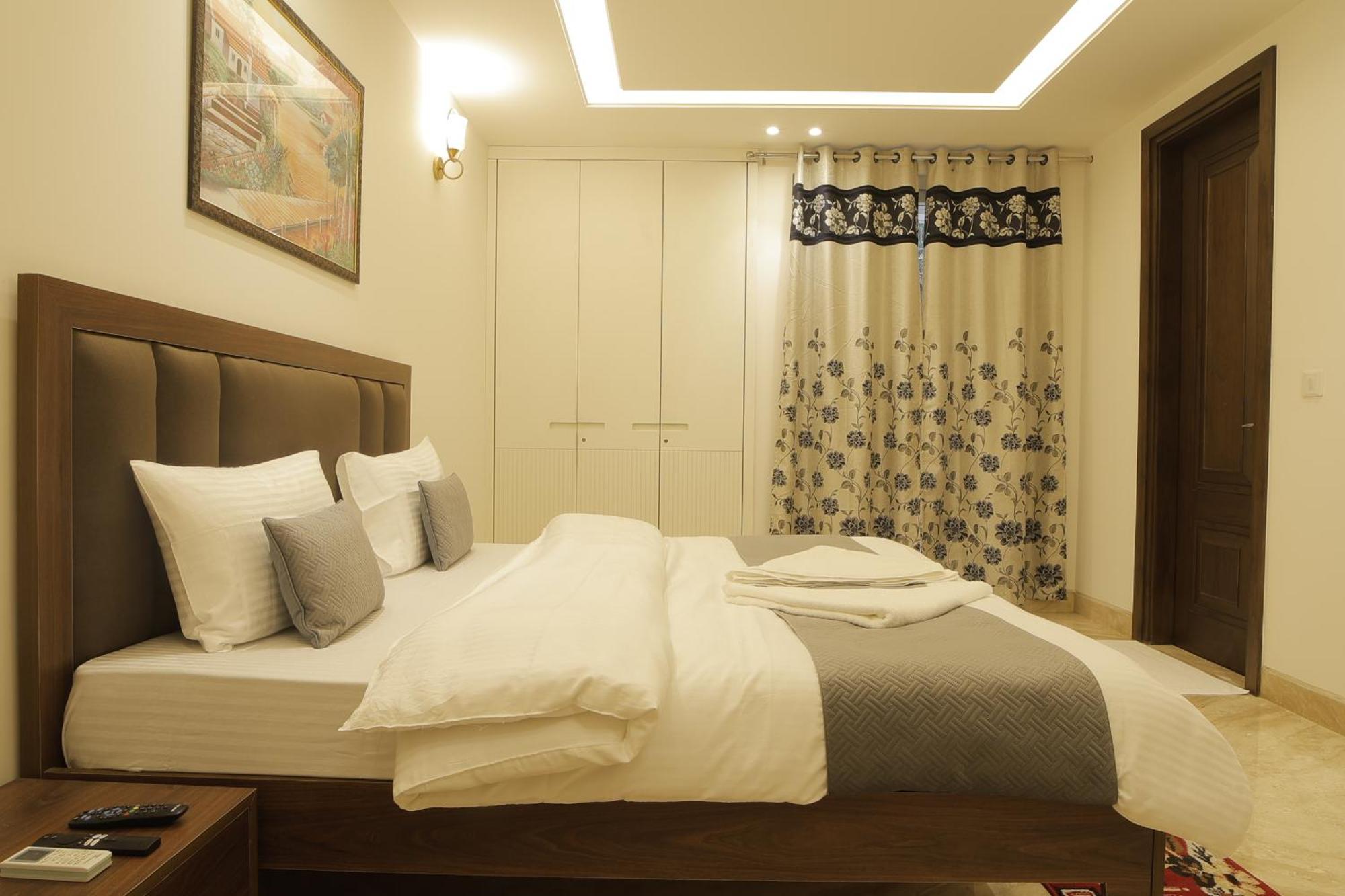 Under My Roof Superio Bed & Breakfast Yeni Delhi Dış mekan fotoğraf