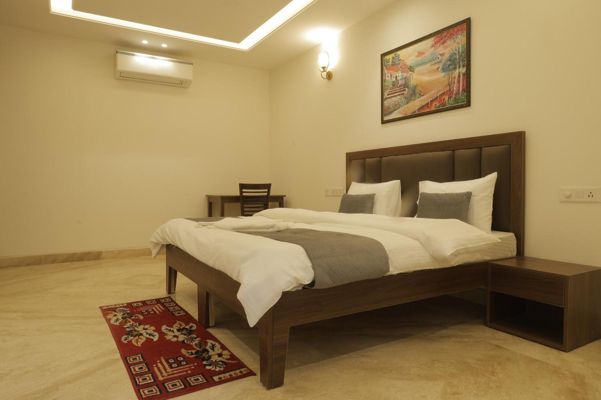Under My Roof Superio Bed & Breakfast Yeni Delhi Dış mekan fotoğraf